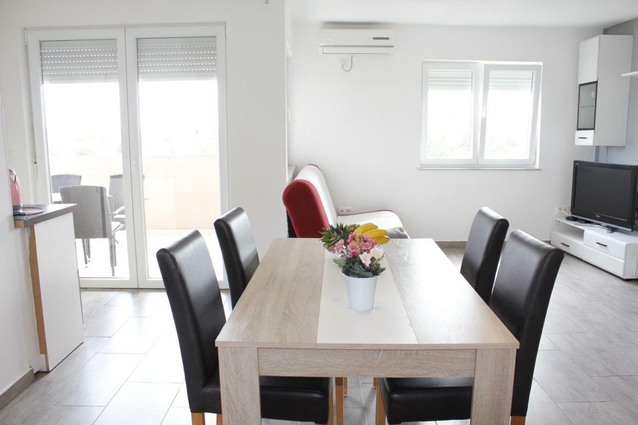 Apartmani Neja 비빈제 외부 사진